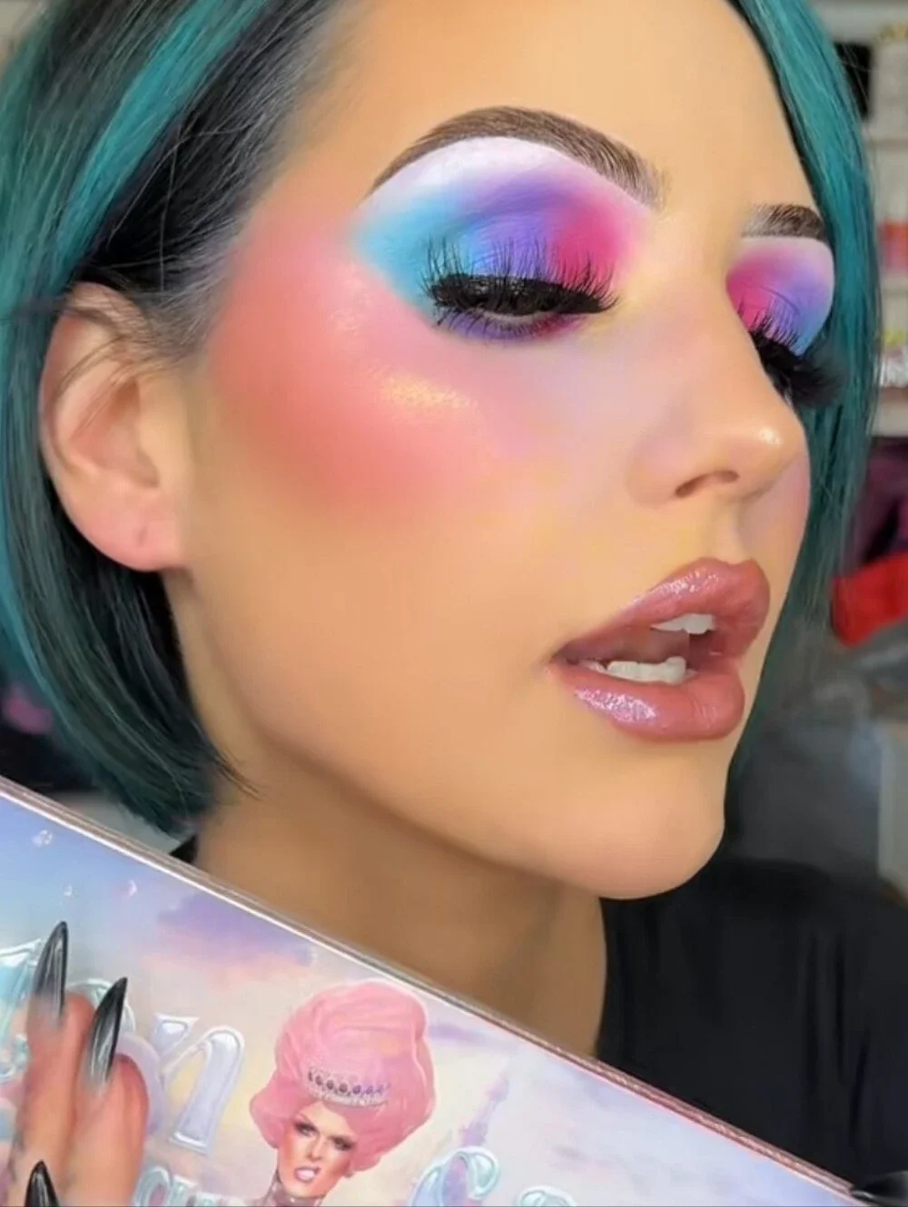 Cotton Candy Queen Eyeshadow Palette